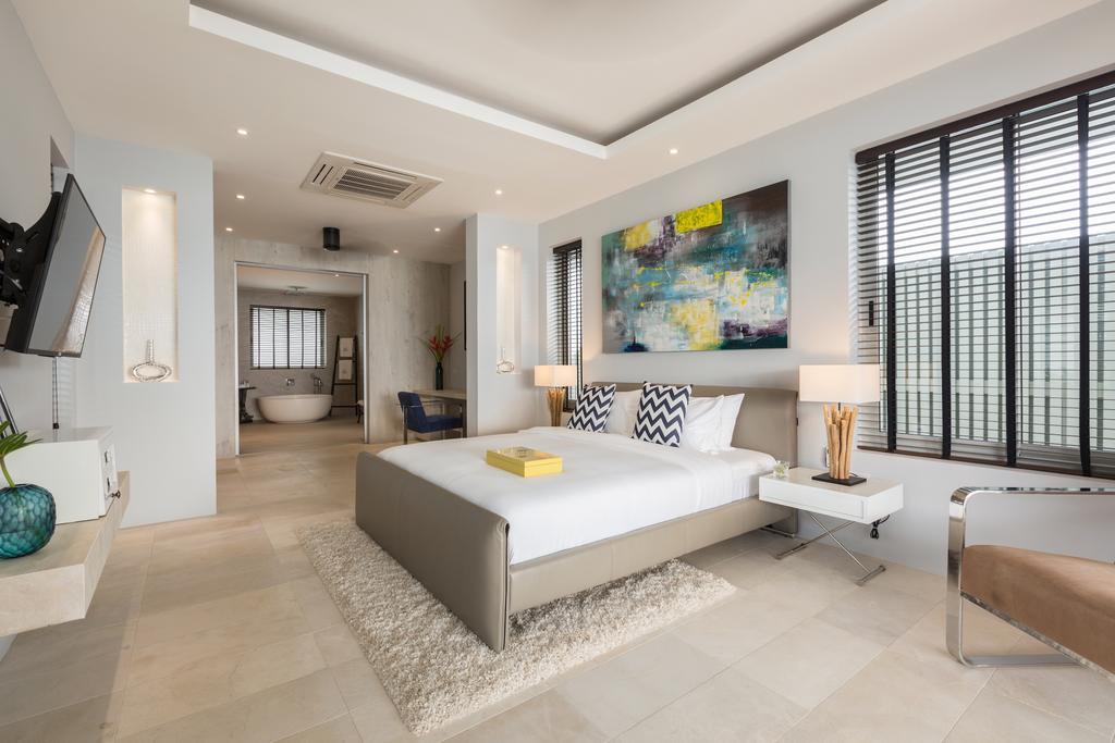 Villa Yo Barefoot Waterfront Luxury *